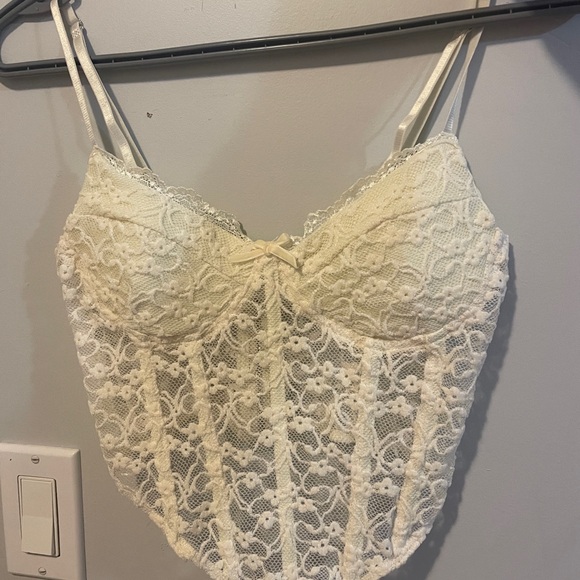 Cream Corset Top - Picture 3 of 3